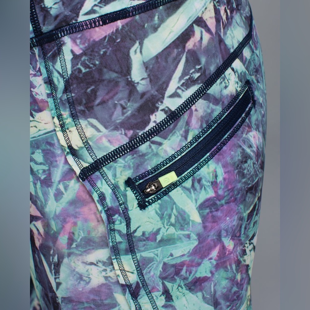 Lululemon Run: Top Speed Crop - Picture 4 of 10